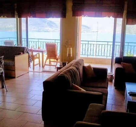Ruby'S House Apartment Chalkida Exterior photo